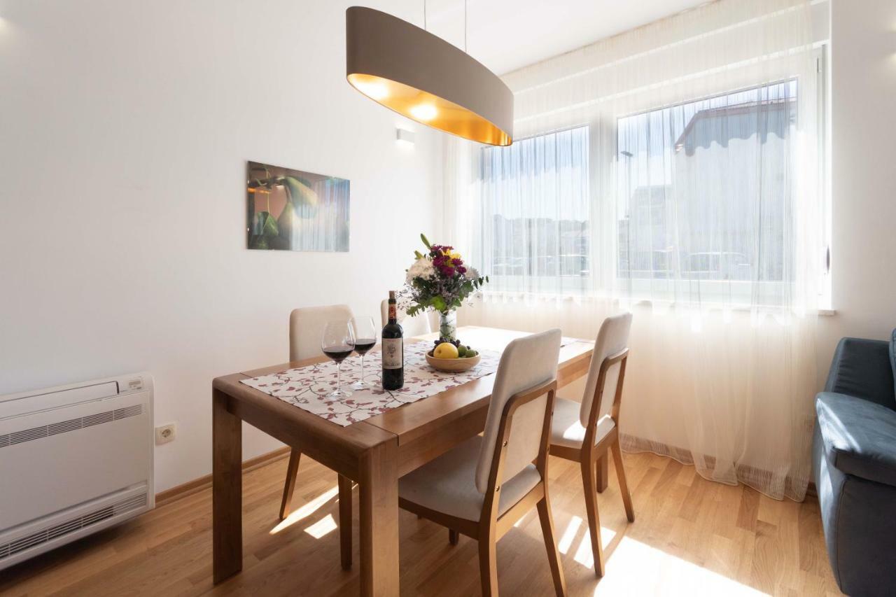 House Ivan John Appartement