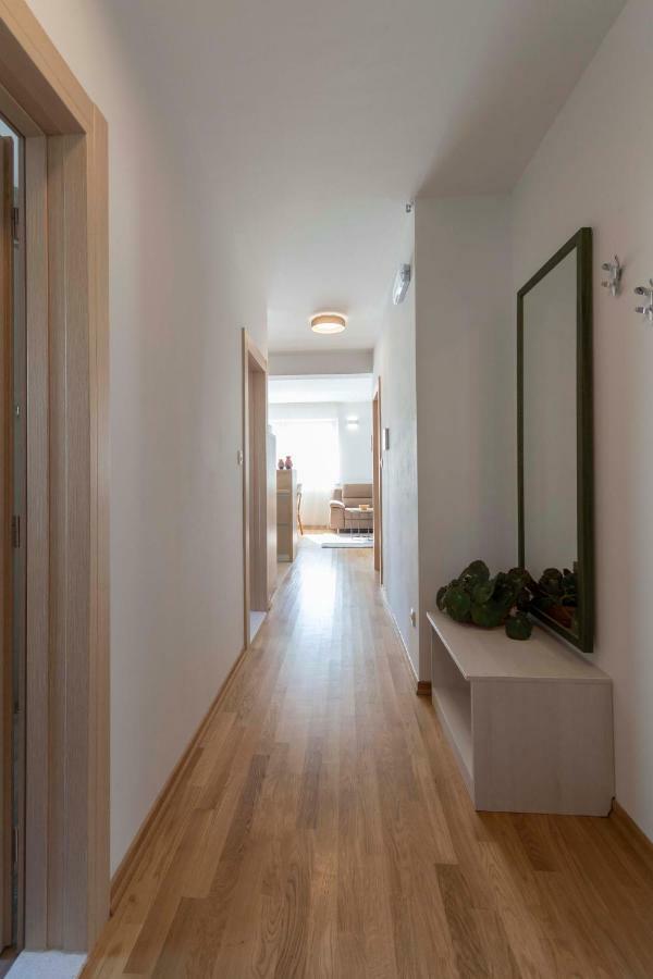 Apartma House Ivan John