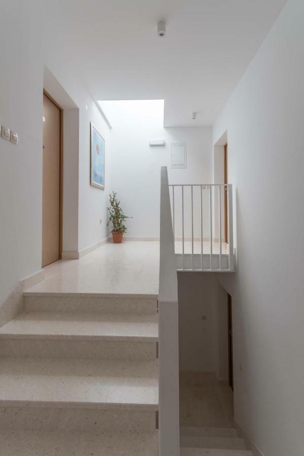House Ivan John